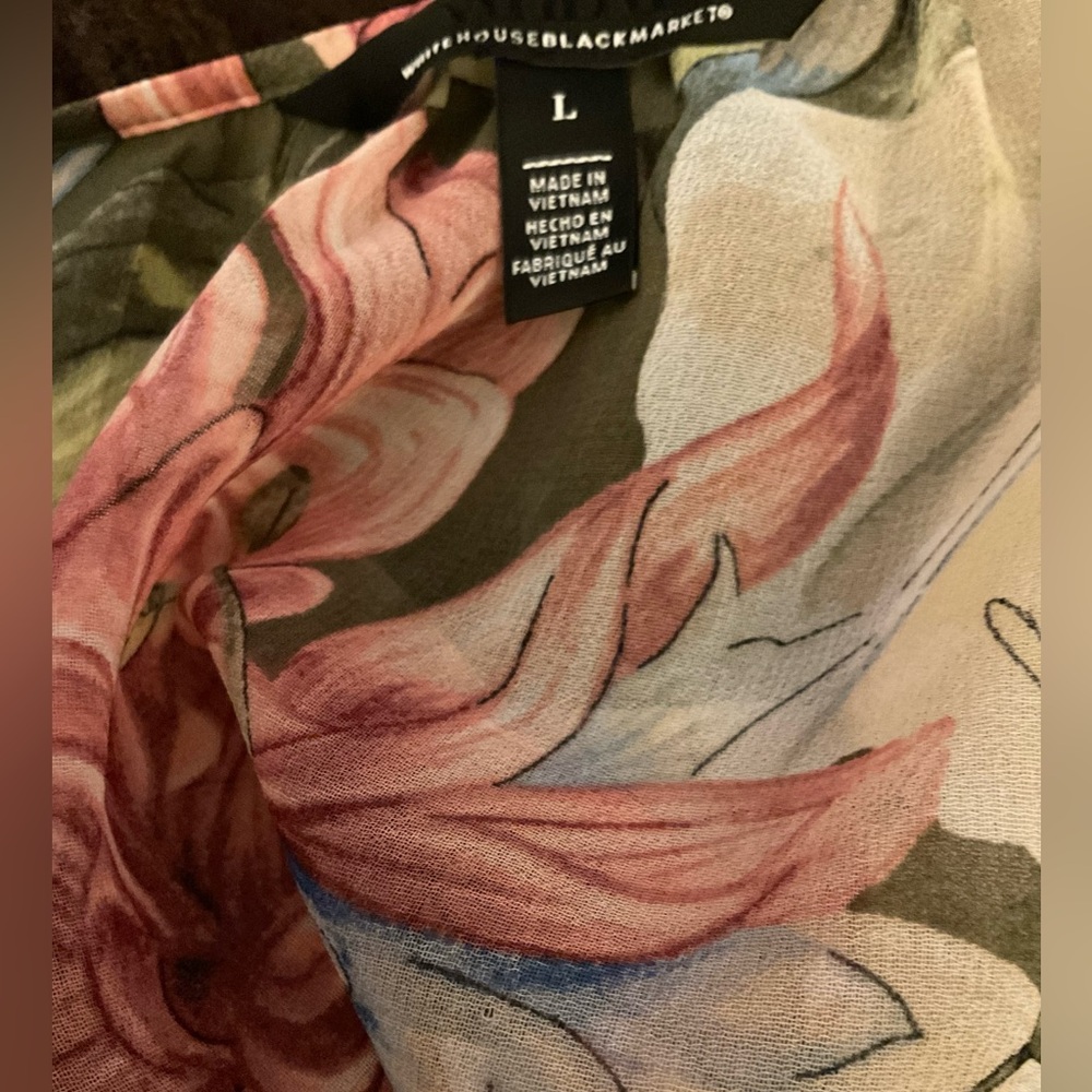 WHBM Butterfly Print Button Down Top - Picture 5 of 5